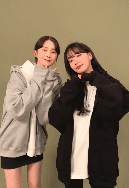 beni shop muahmuah 设计师品牌 学生风卫衣外套 72% 市场价 $