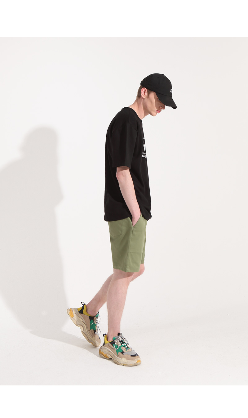 act18085_02_Black_04.jpg