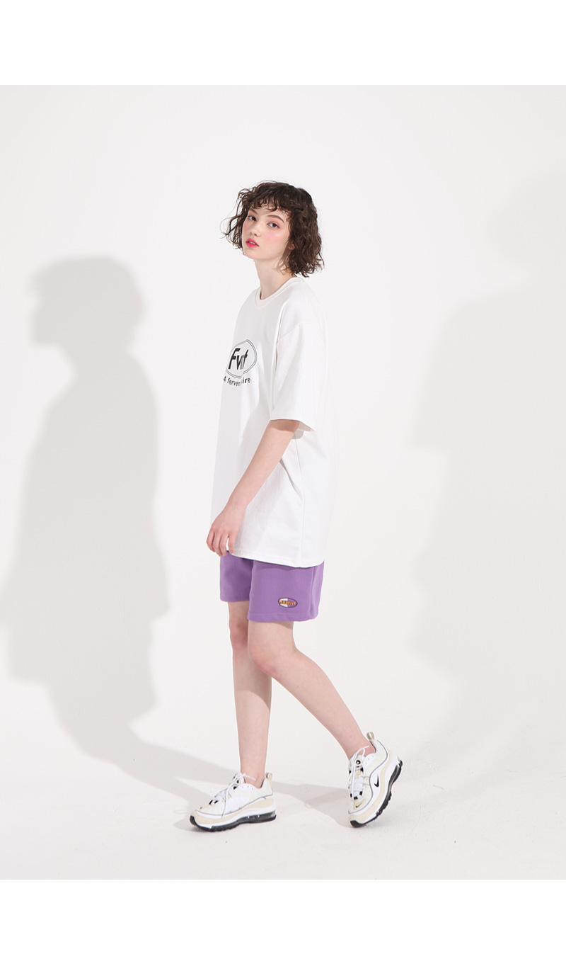 act18085_02_White_04.jpg