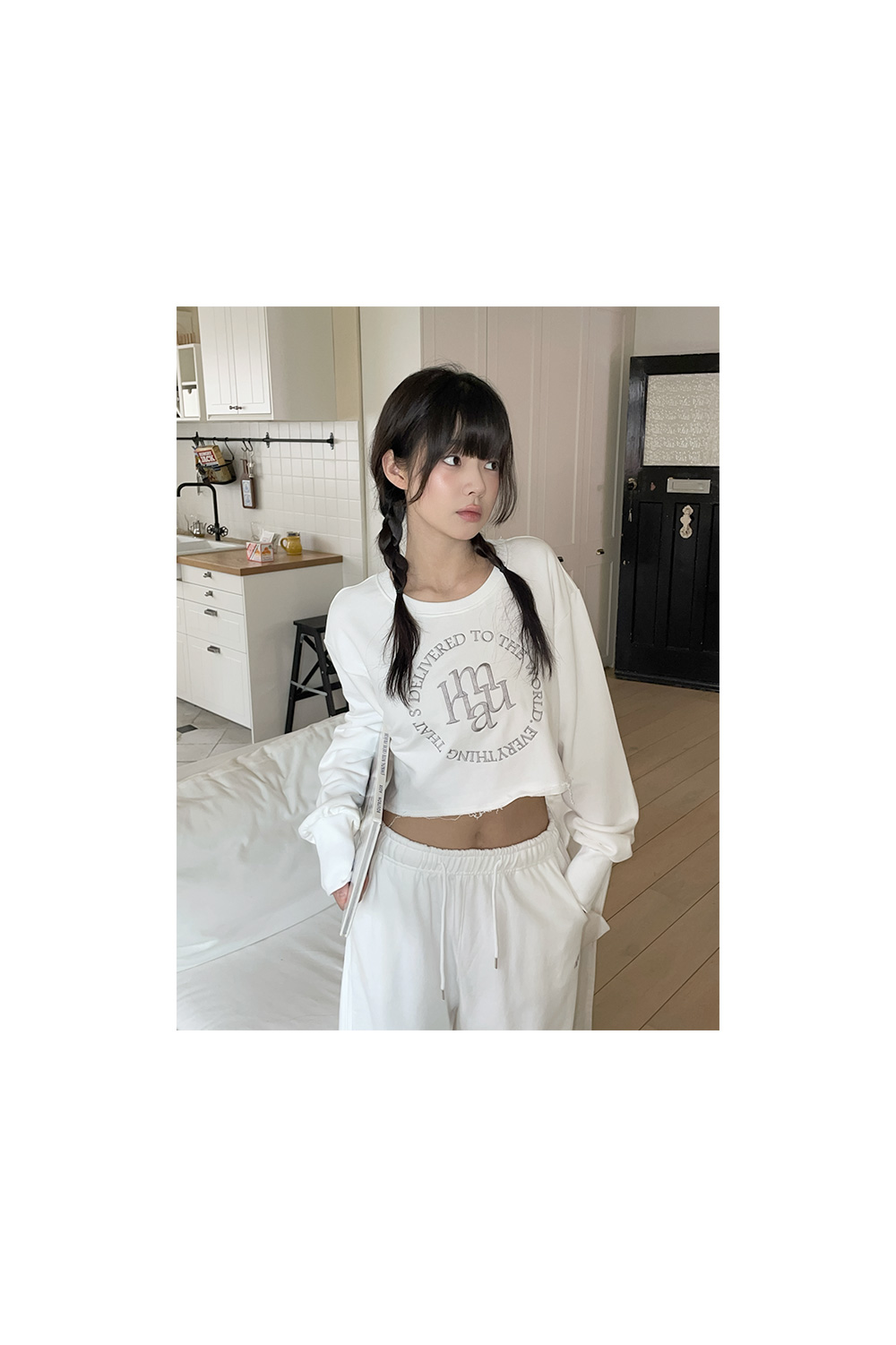 ●muahmuah● 2PACK Logo Stitch Wide Banding Pants 3color _MU MUSINSA | MUAHMUAH Logo stitch wide banding pants [black]