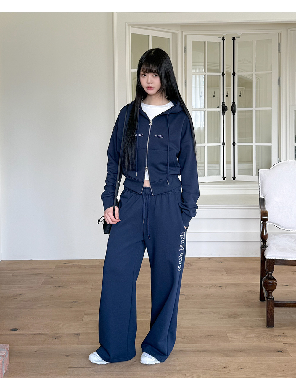 ●muahmuah● Logostitch wide banding pants navy _MUP24804_ MUSINSA | MUAHMUAH Logostitch wide banding pants [Navy]