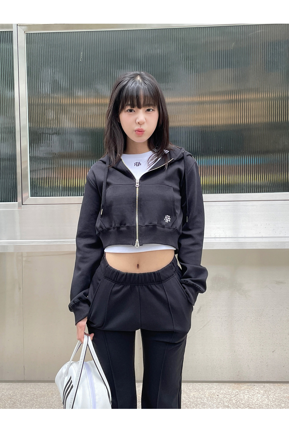 MUSINSA | MUAHMUAH [SET] Slim fit hooded zip-up pants set-up