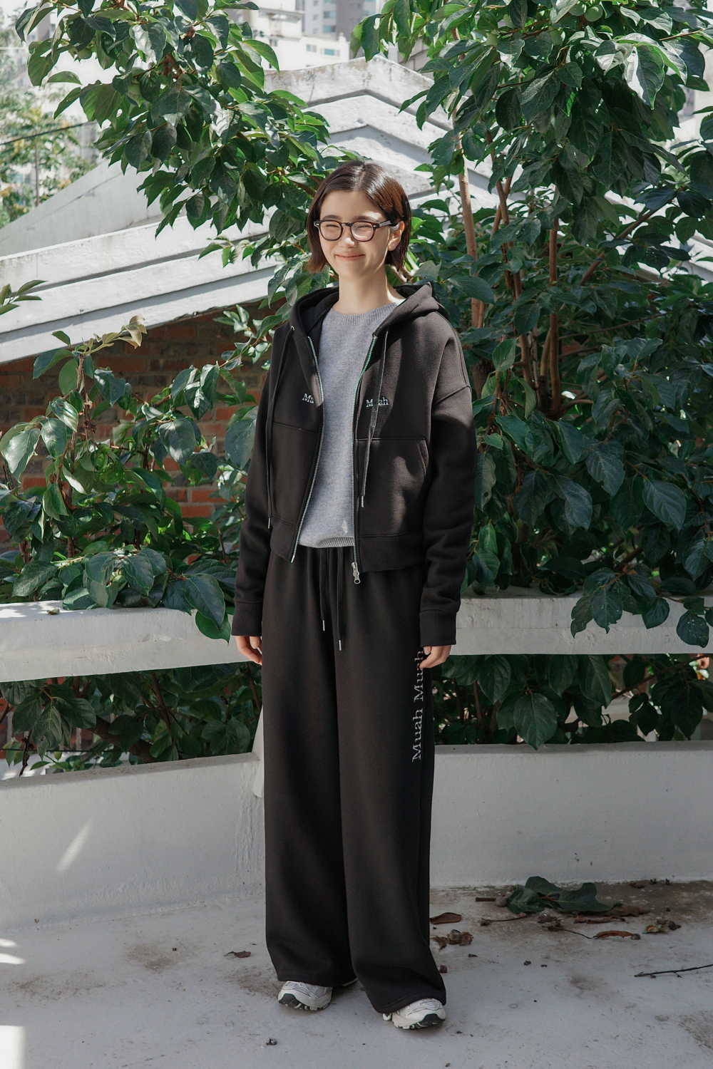 ●muahmuah● Logostitch wide banding pants navy _MUP24804_ A'GEM/9 × .kom 『muah muah/ムーアムーア』 LOGO STITCH WIDE