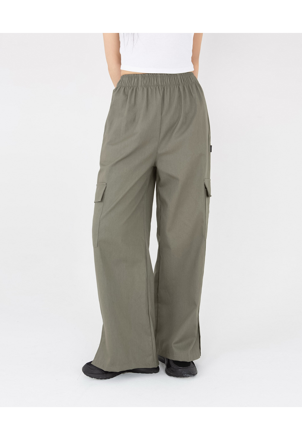 ●muahmuah● Point slit cargo banding pants khaki MUP25806 MUSINSA | MUAHMUAH Point Slit Cargo Banding Pants [2 Colors]
