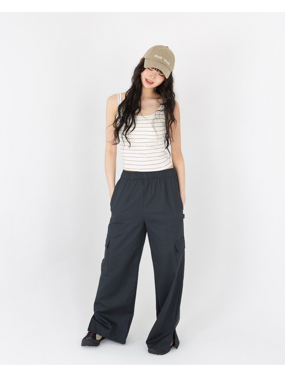 ●muahmuah● Point slit cargo banding pants khaki MUP25806 MUSINSA | MUAHMUAH Point Slit Cargo Banding Pants [2 Colors]